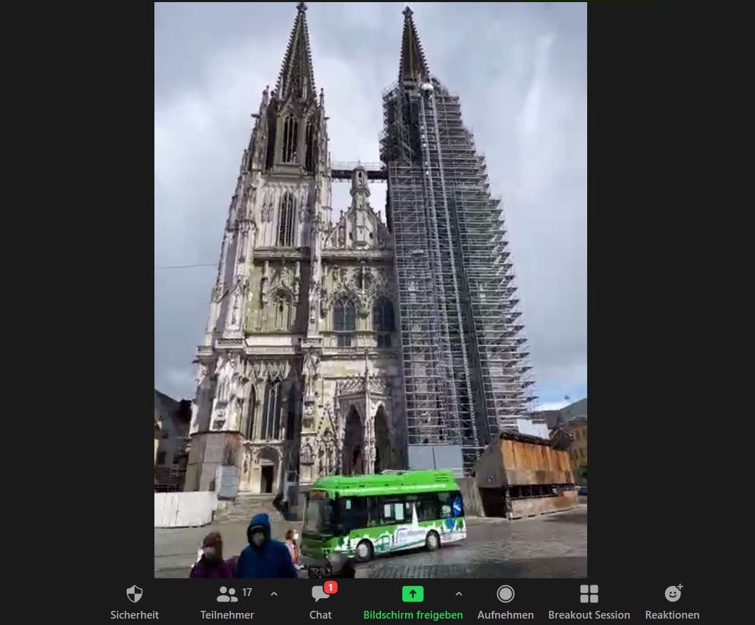 Bei einer virtuellen Stadtführung lernten die internationalen Gäste Regensburg kennen.