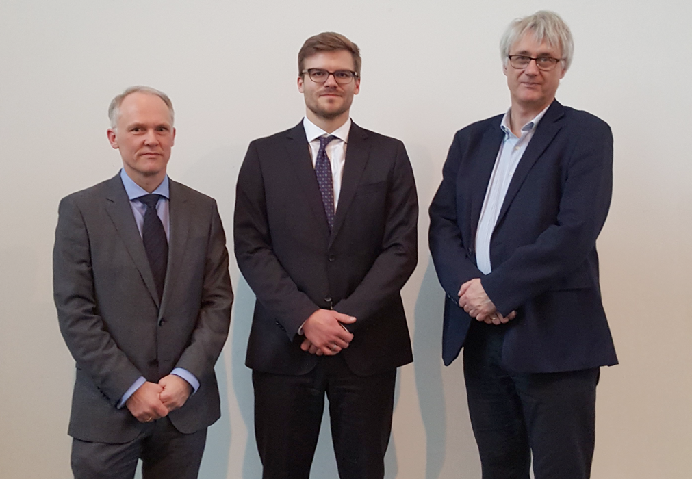 (von links) Prof. Dr. Frank Herrmann, OTH Regensburg, Dr. Julian Englberger und Prof. Dr. Thorsten Claus, TU Dresden. Foto: privat